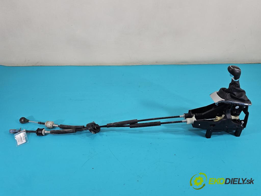 Opel Mokka A 2012-2019 1.4 T 140 HP manual 103 kW 1364 cm3 5- Páka: Změny: stupeň,rýchlosť 55484933 (Rýchlostná páka (kulisa))