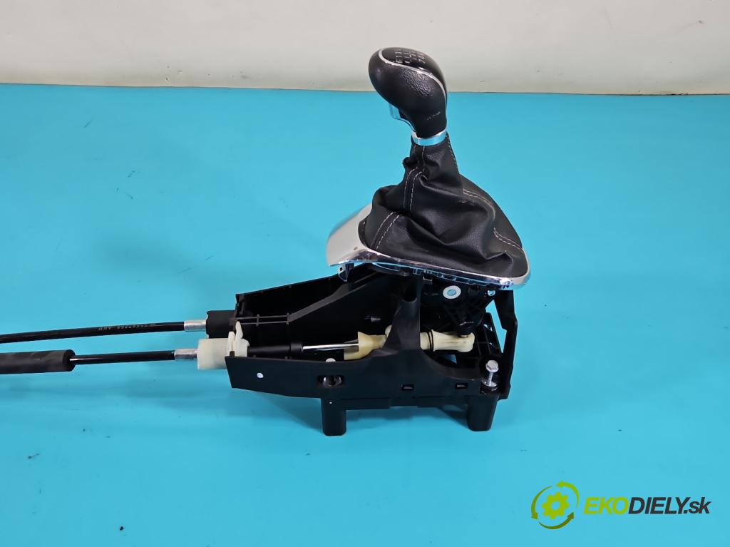 Opel Mokka A 2012-2019 1.4 T 140 HP manual 103 kW 1364 cm3 5- Páka: Změny: stupeň,rýchlosť 55484933 (Rýchlostná páka (kulisa))