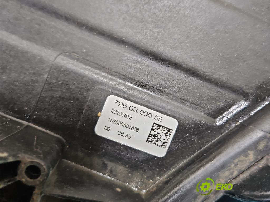 Opel Astra V  2015-2022 1.5 cdti 105 HP manual 77 kW 1496 cm3 5- Reflektor: ľavý 39158005 (Kľučka dverí ostatné)