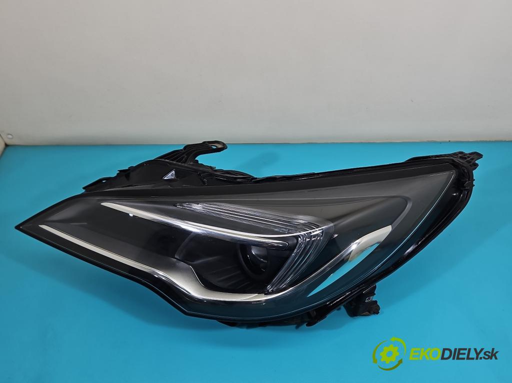 Opel Astra V  2015-2022 1.5 cdti 105 HP manual 77 kW 1496 cm3 5- Reflektor: ľavý 39158005 (Kľučka dverí ostatné)