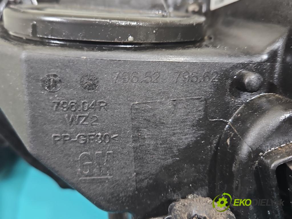 Opel Astra V  2015-2022 1.5 cdti 105 hp manual 77 kW 1496 cm3 5- světlo pravý 39158006 (Pravé přední světlo)