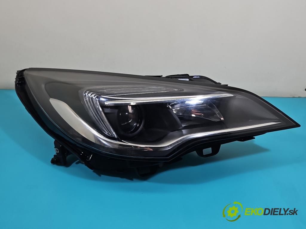 Opel Astra V  2015-2022 1.5 cdti 105 hp manual 77 kW 1496 cm3 5- světlo pravý 39158006 (Pravé přední světlo)