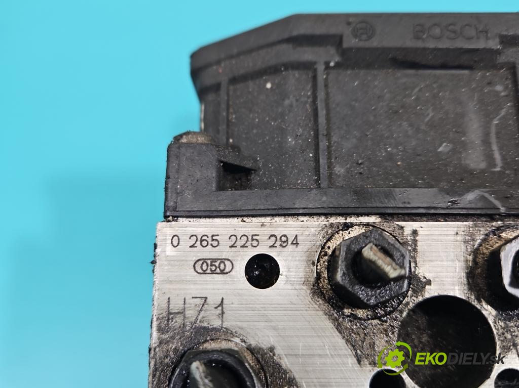 Audi A8 D3 2002-2009 3.0 tdi 232KM automatic 171 kW 2967 cm3 4- čerpadlo abs 0265225294 (Pumpa ABS)