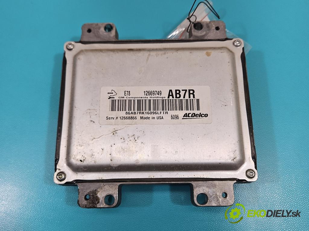 Opel Mokka A 2012-2019 1.4 T 140 HP manual 103 kW 1364 cm3 5- riadiaca jednotka motora 12669749