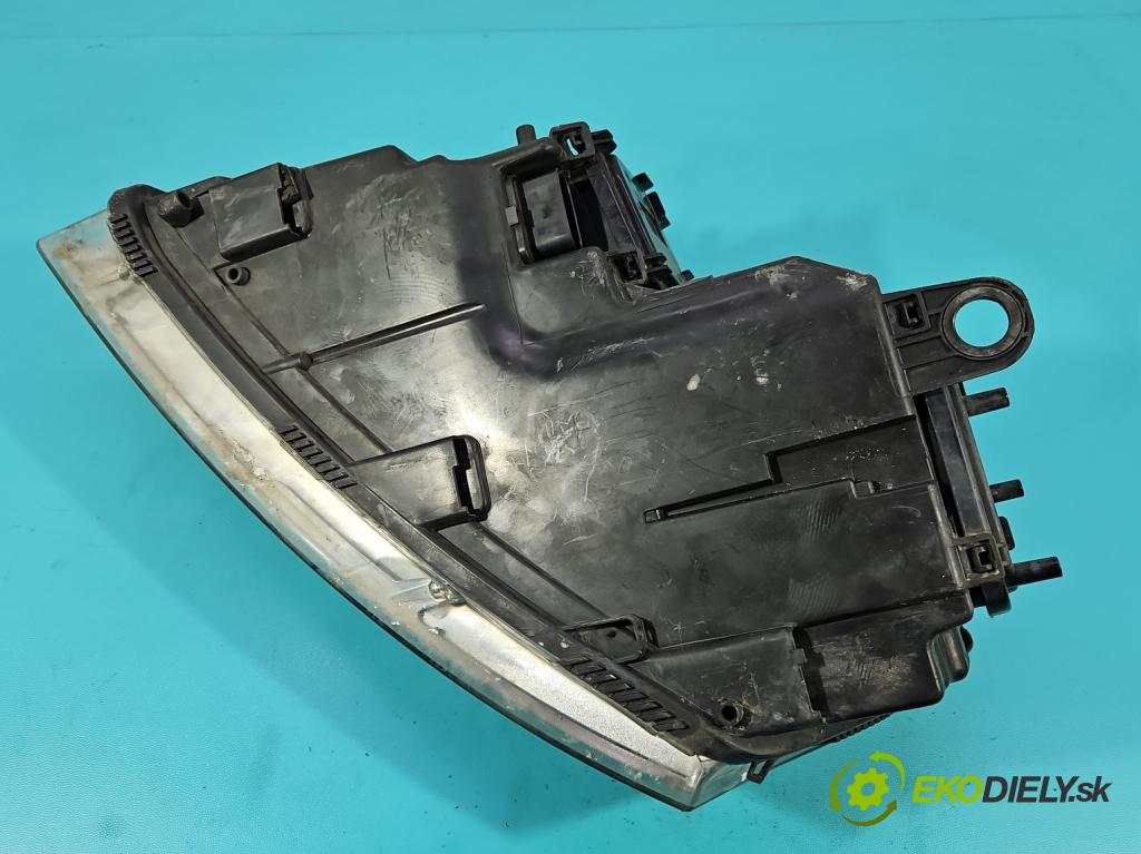 Audi A8 D3 2002-2009 3.0 tdi 232KM automatic 171 kW 2967 cm3 4- světlo pravý  (Pravé přední světlo)