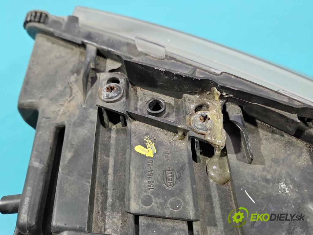 Audi A8 D3 2002-2009 3.0 tdi 232KM automatic 171 kW 2967 cm3 4- světlo pravý  (Pravé přední světlo)