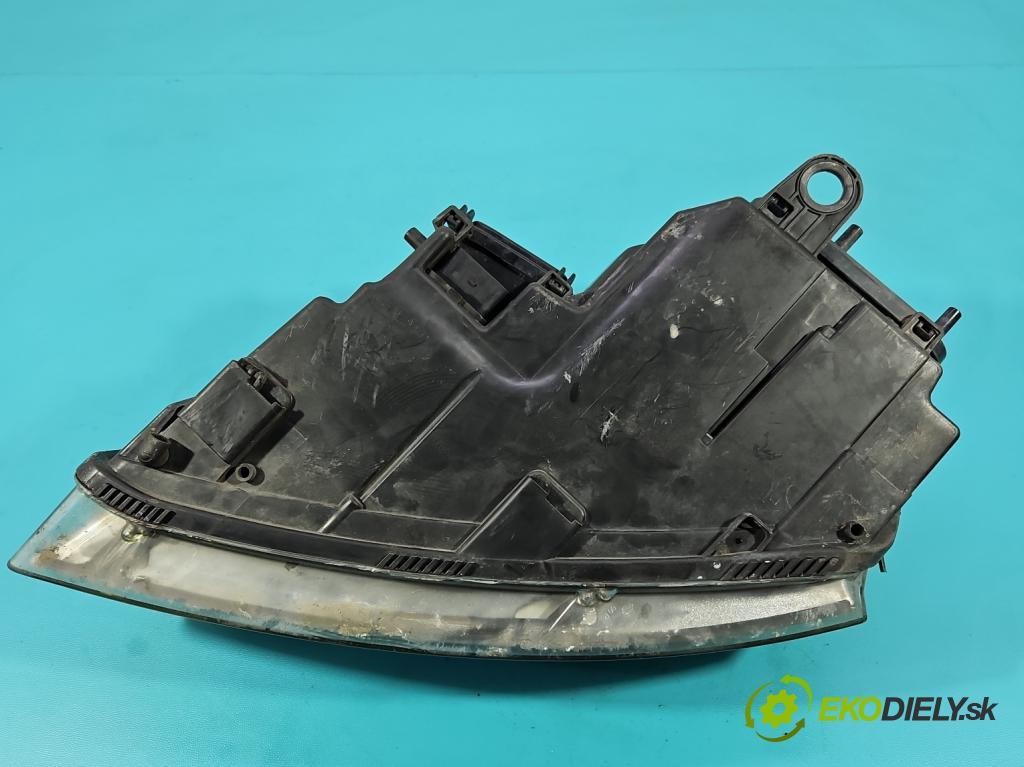 Audi A8 D3 2002-2009 3.0 tdi 232KM automatic 171 kW 2967 cm3 4- světlo pravý  (Pravé přední světlo)