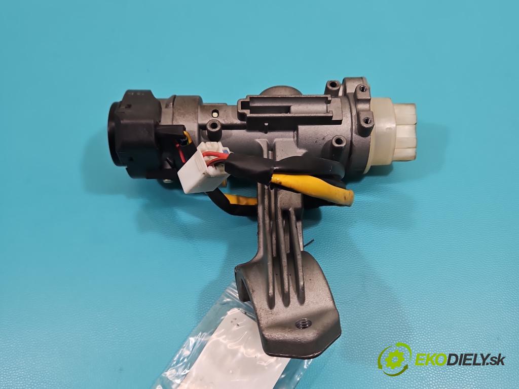 Kia Sportage II 2004-2010 2.0 16V 141 HP manual 104 kW 1975 cm3 5- Spínačka  (Spínacia skrinka)