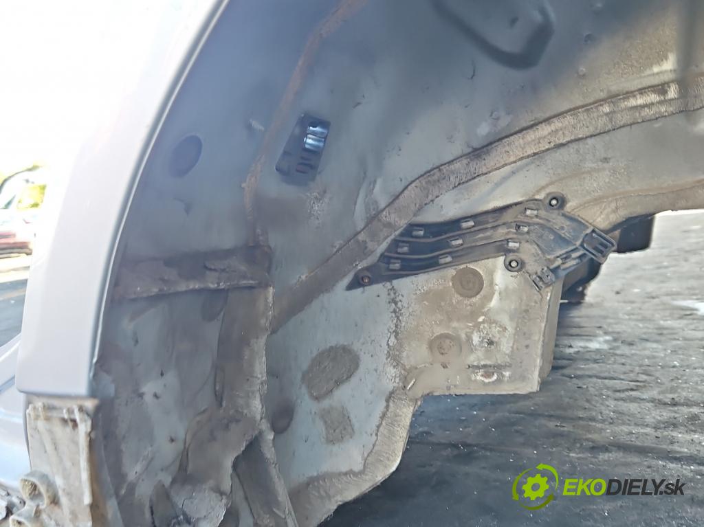 Mercedes CLS II C218 2010-2018 3.0 cdi 265KM automatic 195 kW 2987 cm3 4- blatnik zadní levý