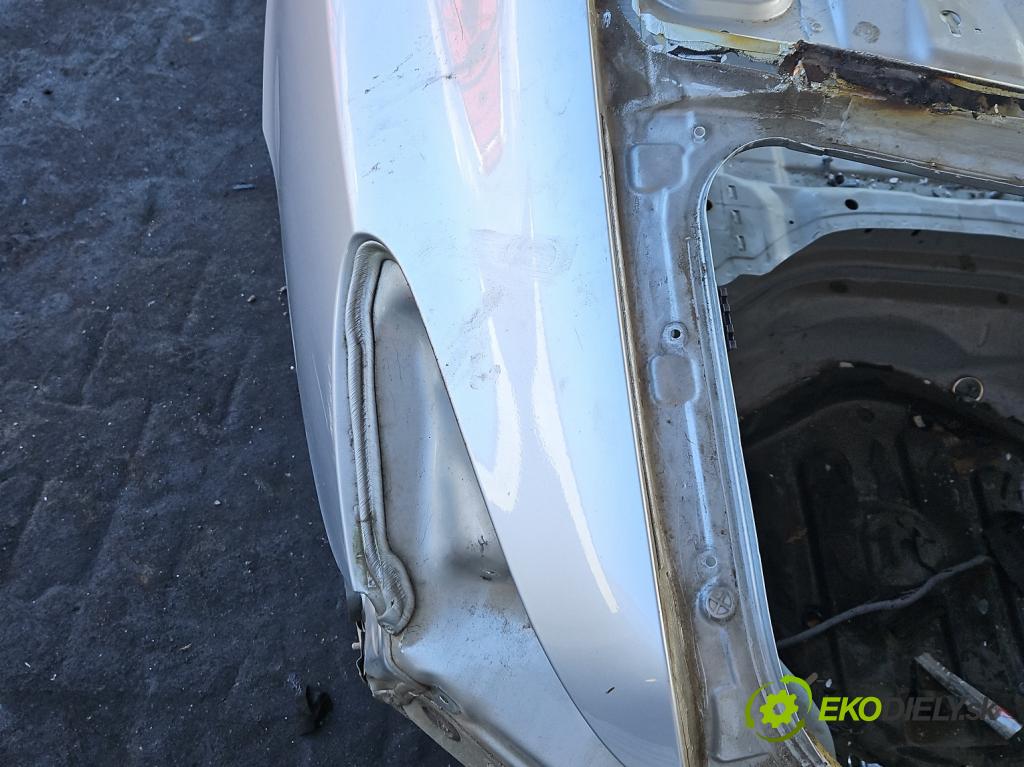 Mercedes CLS II C218 2010-2018 3.0 cdi 265KM automatic 195 kW 2987 cm3 4- blatnik zadní levý