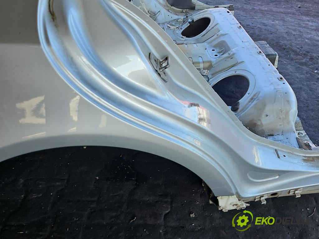 Mercedes CLS II C218 2010-2018 3.0 cdi 265KM automatic 195 kW 2987 cm3 4- blatnik zadní pravý