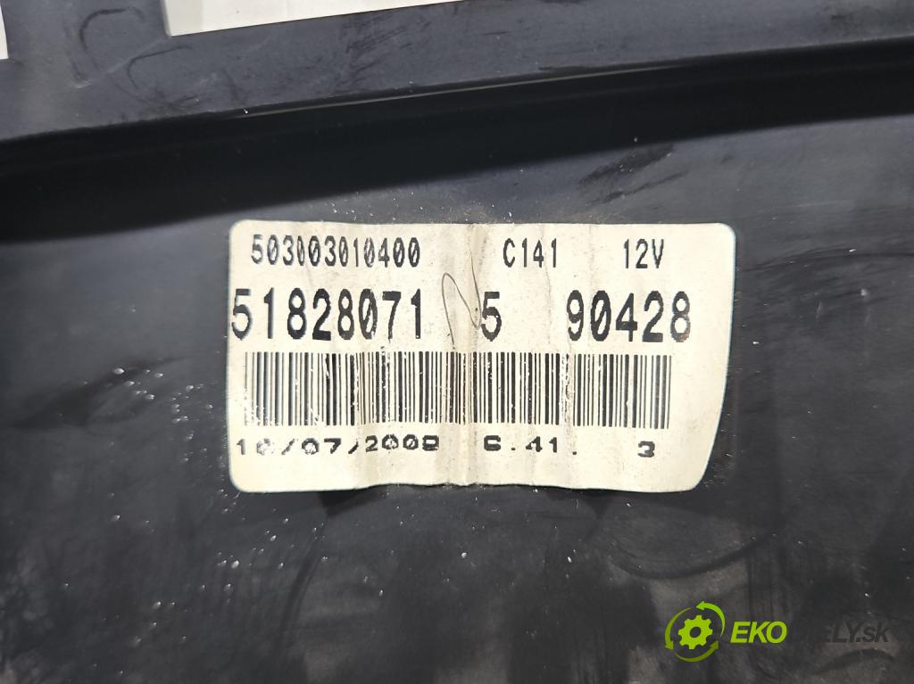 Fiat Punto Grande 1.4 8V 77 HP manual 57 kW 1368 cm3 5- prístrojovka/ budíky 51828071 (Prístrojová doska)