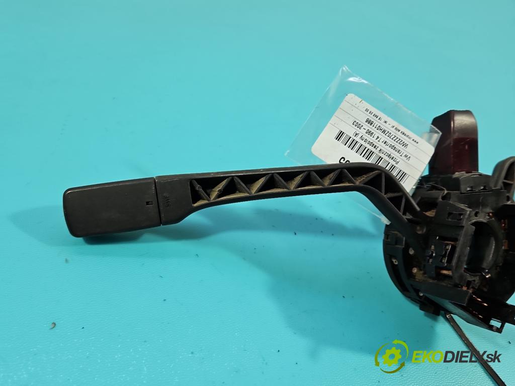 Vw Transporter T4 1990-2003 2.4 77 HP manual 57 kW 2370 cm3 5- prepínač komplex:  (Prepínacie páčky pod volantom)