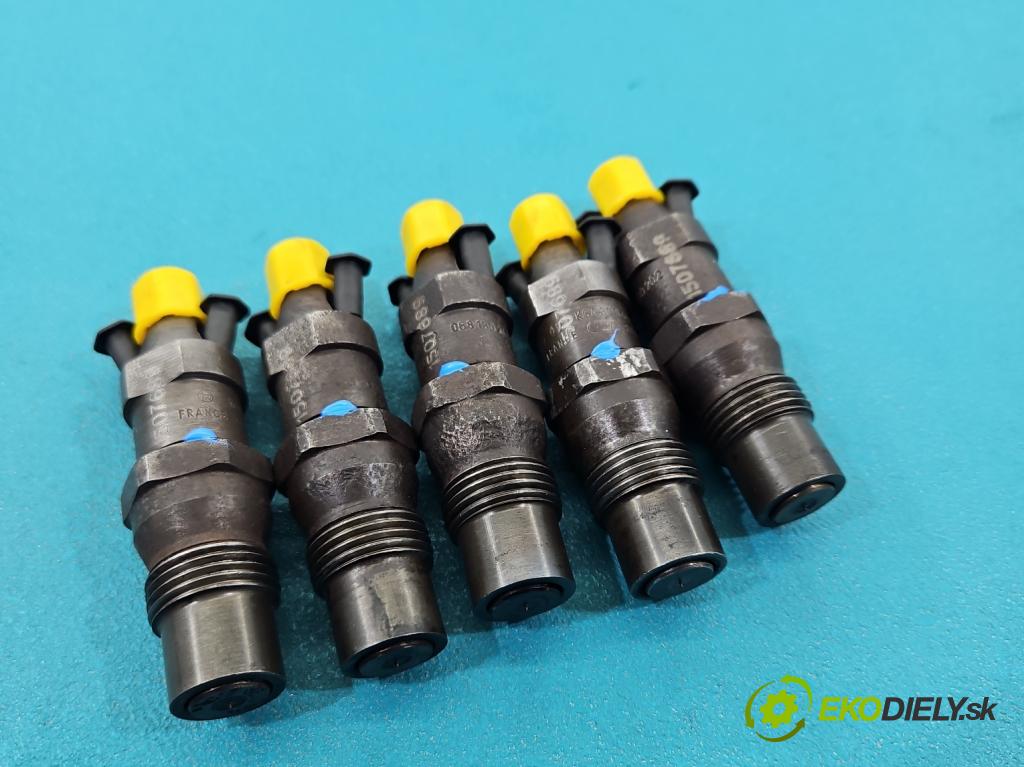 Vw Transporter T4 1990-2003 2.4 77 hp manual 57 kW 2370 cm3 5- vstřikovač 068130202 (Vstřikovač paliva)