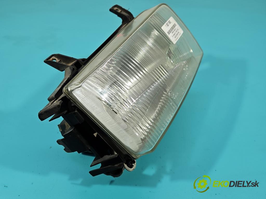 Vw Transporter T4 1990-2003 2.4 77 HP manual 57 kW 2370 cm3 5- Reflektor: pravý  (Svetlo predné pravé)