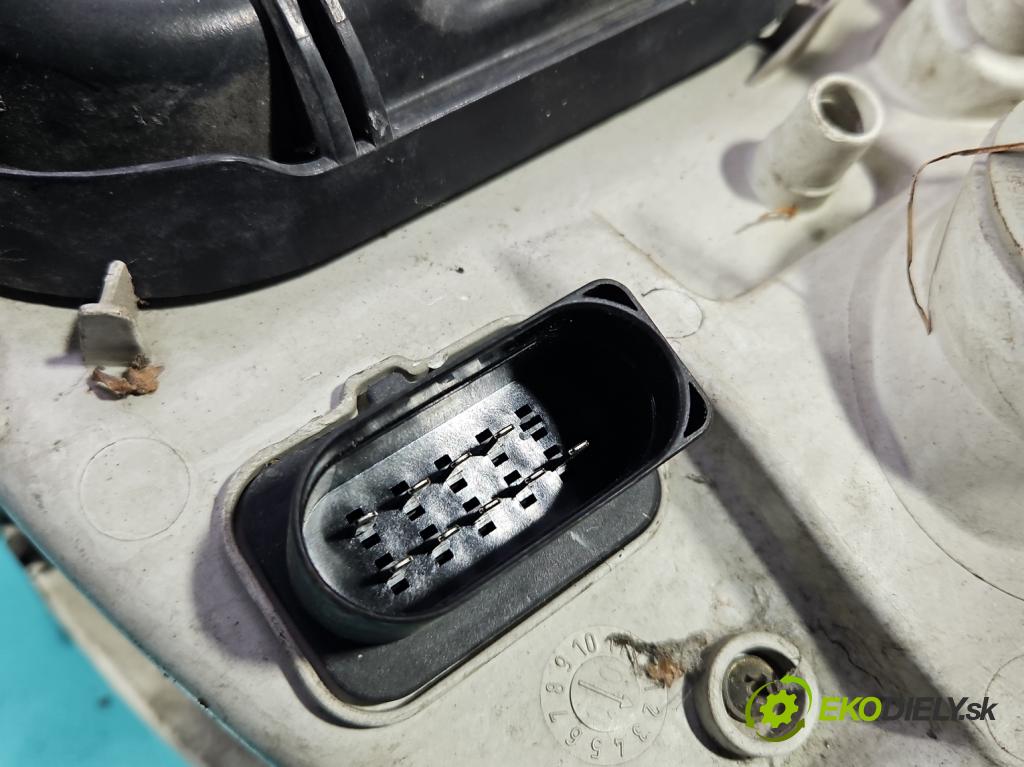 Mercedes Sprinter I 1995-2006 2.2 cdi 82 HP manual 60 kW 2148 cm3 5- Reflektor: pravý  (Svetlo predné pravé)