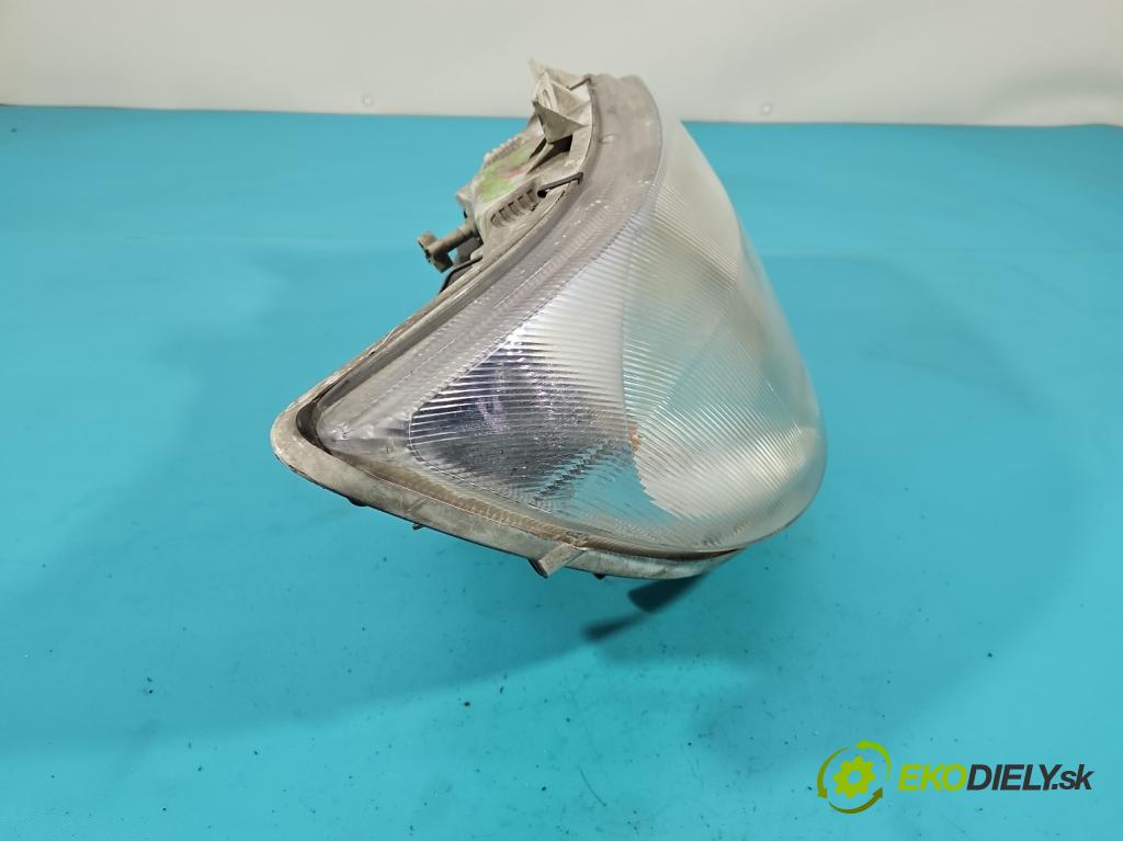 Mercedes Sprinter I 1995-2006 2.2 cdi 82 HP manual 60 kW 2148 cm3 5- Reflektor: pravý  (Svetlo predné pravé)