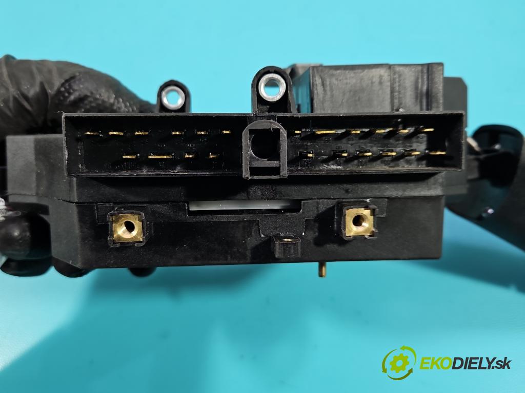 Mercedes Sprinter I 1995-2006 2,2.0 cdi 82 HP manual 60 kW 2148 cm3 5- prepínač komplex:  (Prepínacie páčky pod volantom)