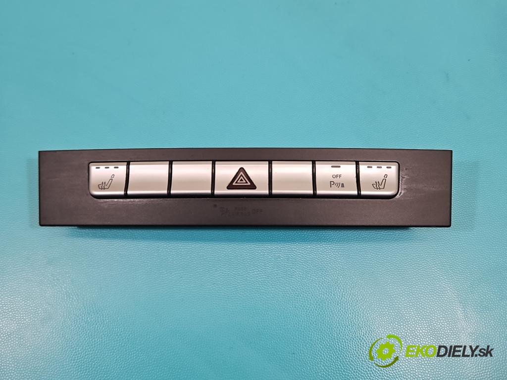 Mercedes CLS II C218 2010-2018 3.0 cdi 265KM automatic 195 kW 2987 cm3 4- Přepínač světel nouzový: A2188207710