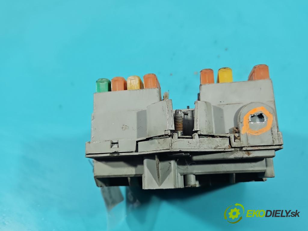Fiat Ducato III 2006-2014 2.2 jtd 101 hp manual 74 kW 2198 cm3 5- skříňka pojistková 1349946080 (Pojistková skříňka)