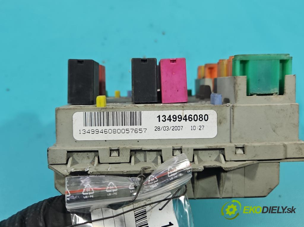 Fiat Ducato III 2006-2014 2.2 jtd 101 hp manual 74 kW 2198 cm3 5- skříňka pojistková 1349946080 (Pojistková skříňka)