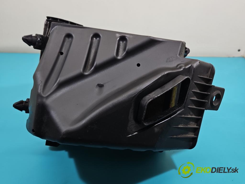 Audi A4 B6 2000-2004 1.9 tdi 131 HP manual 96 kW 1896 cm3 4- obal filtra vzduchu 038133837Q (Obal vzduchového filtra)