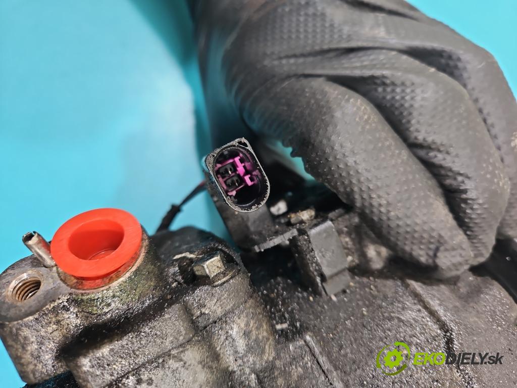 Audi A4 B6 2000-2004 1.9 tdi 131 HP manual 96 kW 1896 cm3 4- Kompresor: klimatizácie 8E0260805AB (Kompresor klimatizácie)