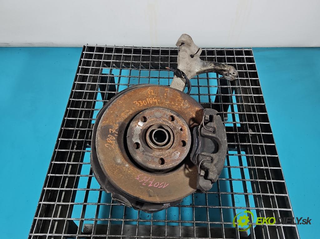 Audi A4 B6 2000-2004 1.9 tdi 131 HP manual 96 kW 1896 cm3 4- náboj ľavé  (Náboj kolesa)