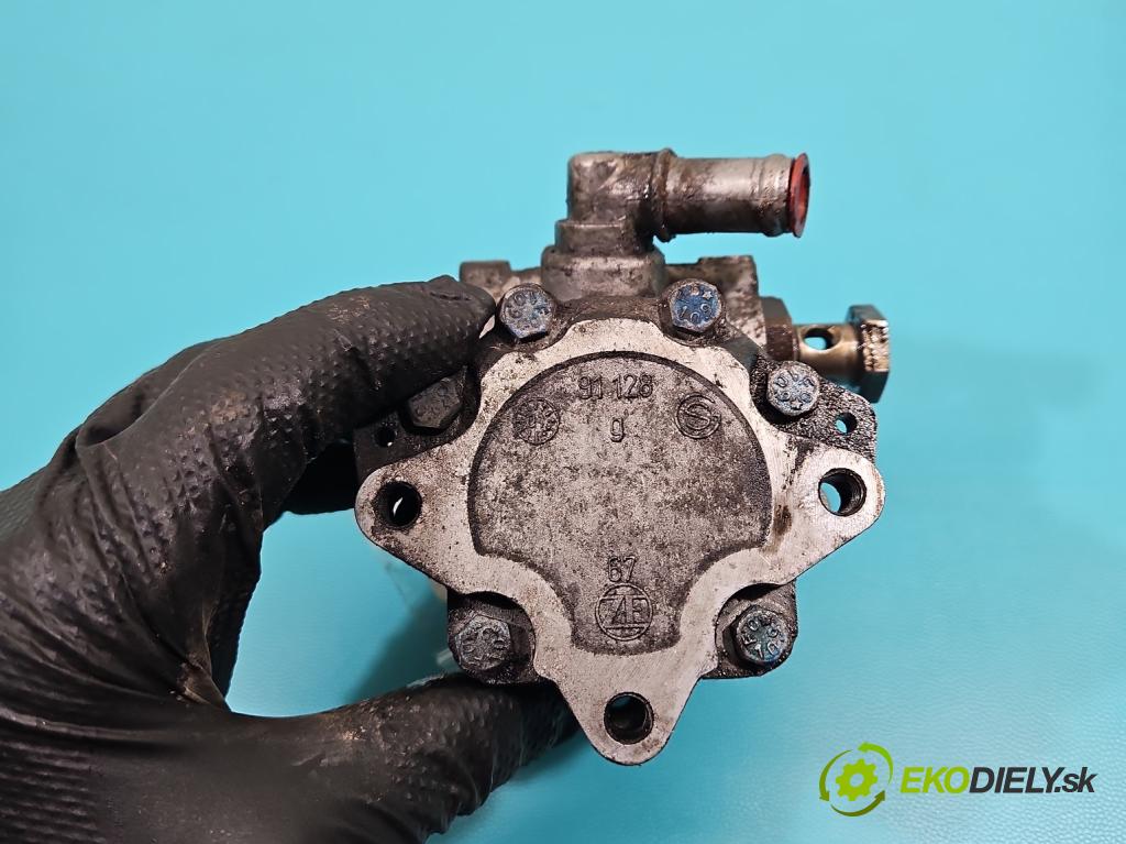 Audi A4 B6 2000-2004 1.9 tdi 131 hp manual 96 kW 1896 cm3 4- čerpadlo posilovač 8D0145156T (Servočerpadlo)