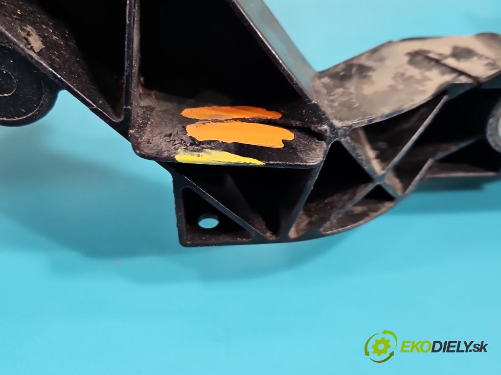 Ford Focus Mk3 2010-2018 1.6 tdci 116 hp manual 85 kW 1560 cm3 5- stěna přední BM51-8327-AA (Přední výztuha)