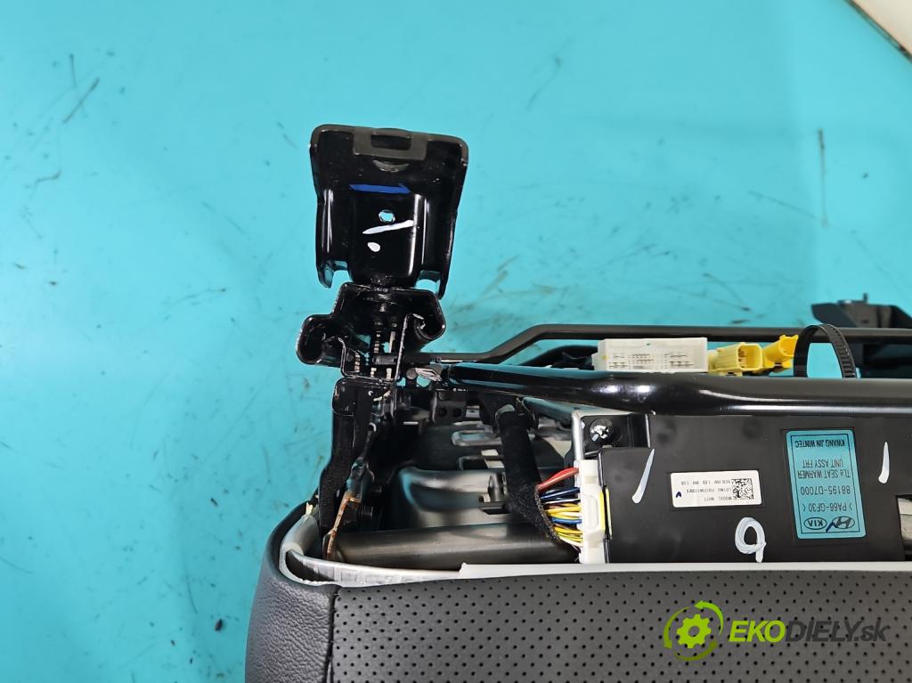 Hyundai Tucson III 2015-2020 1.6 GDI 132 HP manual 97 kW 1591 cm3 5- Sedačka pravý (Sedadlo)