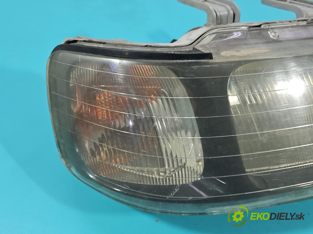 Honda Civic VI 1995-2001 1.4 16v 90 HP manual 66 kW 1396 cm3 5- Reflektor: pravý  (Svetlo predné pravé)