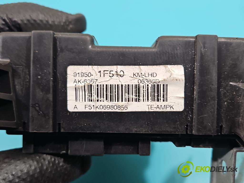 Kia Sportage II 2004-2010 2.0 16V 141 hp manual 104 kW 1975 cm3 5- skříňka pojistková 91950-1F510 (Pojistková skříňka)