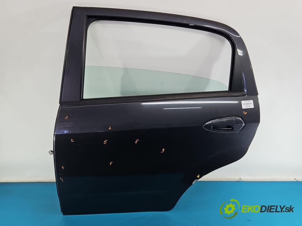 Fiat Punto Grande 1.4 8V 77 hp manual 57 kW 1368 cm3 5- dveře zadní levé  (Klika dveří ostatní)