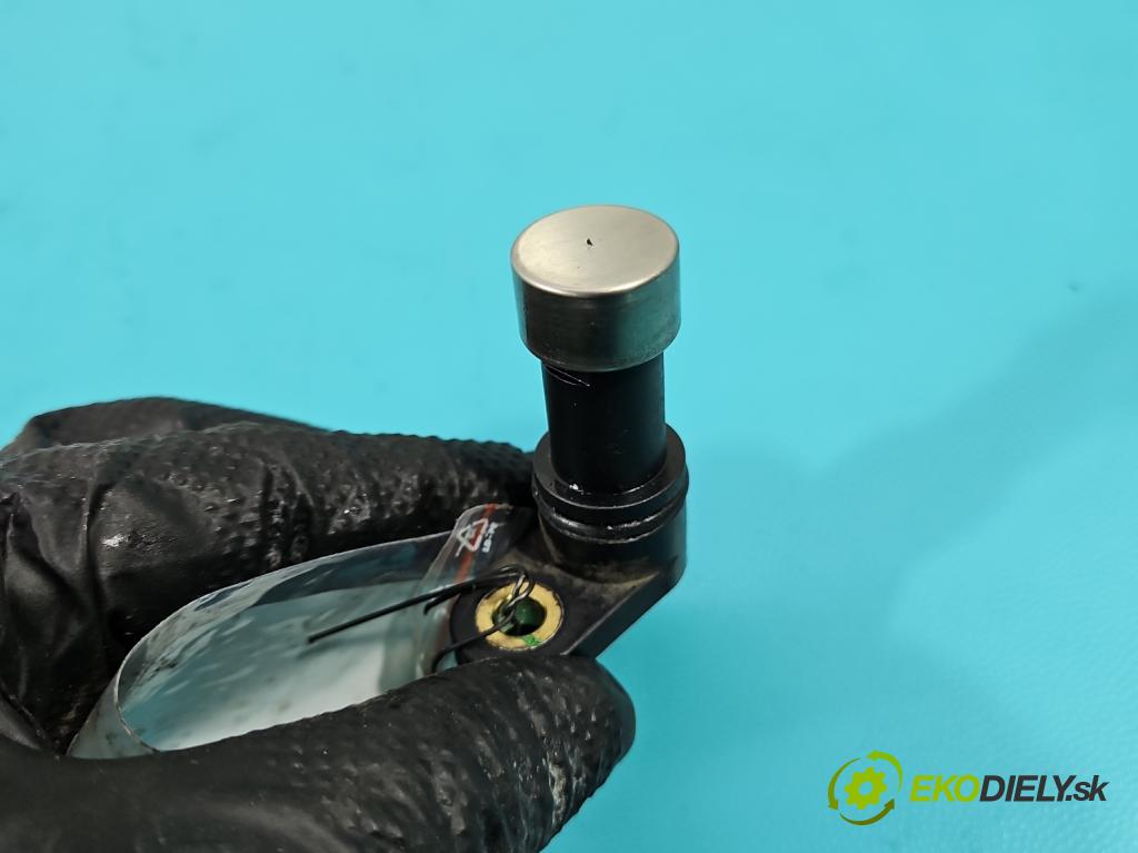 Honda Accord VII 2002-2008 2.0 16V 155 HP manual 114 kW 1998 cm3 4- snímač rýchlosti: (Snímač)