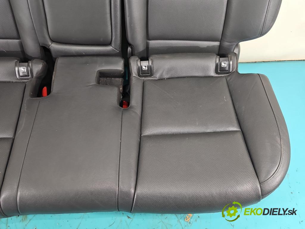 Hyundai Tucson III 2015-2020 1.6 GDI 132  HP manual 97 kW 1591 cm3 5- Pohovka: zadné  (Sedadlo)