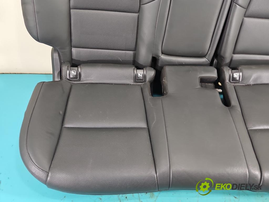 Hyundai Tucson III 2015-2020 1.6 GDI 132  HP manual 97 kW 1591 cm3 5- Pohovka: zadné  (Sedadlo)