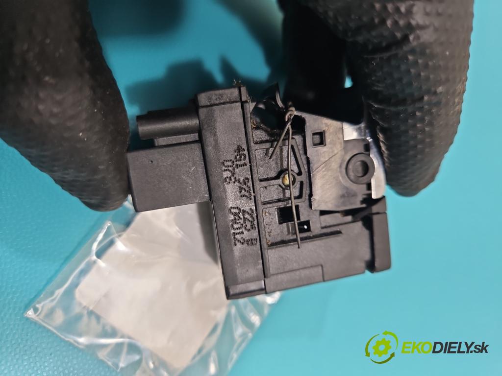 Audi A6 C7 2011-2018 3.0 tdi 204 HP automatic 150 kW 2967 cm3 4- prepínač brzda: ručný 4G1927225B (Prepínacie páčky pod volantom)