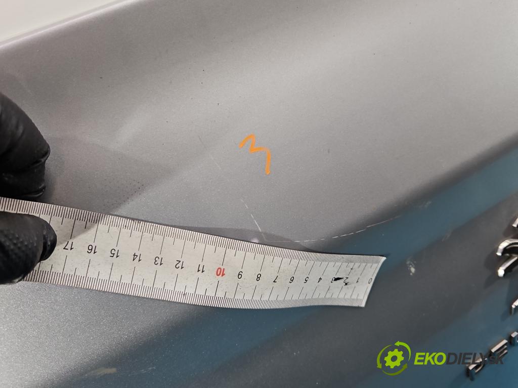 Peugeot 301 1.6 16v 116 hp manual 85 kW 1587 cm3 4- zadní kufrové dveře  (Zadní kapota (kufr))