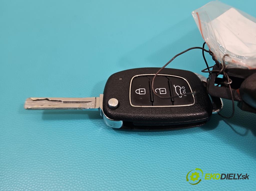 Hyundai Tucson III 2015-2020 1.6 GDI 132  HP manual 97 kW 1591 cm3 5- rukoväť predné ľavé mimo: 92100-03100 (Kľučka dverí vonkajšia predná ľavá)