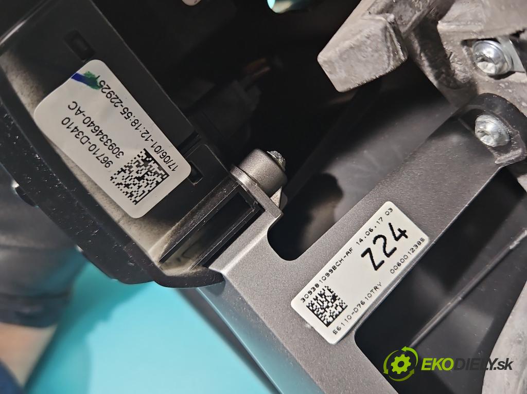 Hyundai Tucson III 2015-2020 1.6 GDI 132  HP manual 97 kW 1591 cm3 5- volant  (Volant)