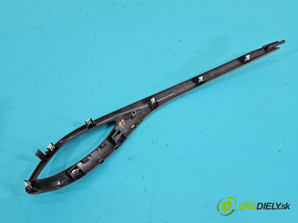 Opel Astra V  2015-2022 1.5 cdti 105 hp manual 77 kW 1496 cm3 5- lišta ozdobná interiéry: 39079555