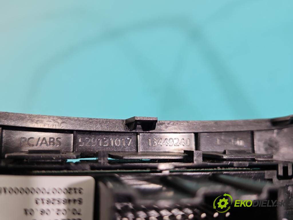 Opel Astra V  2015-2022 1.5 cdti 105 hp manual 77 kW 1496 cm3 5- lišta ozdobná interiéry: 39079555