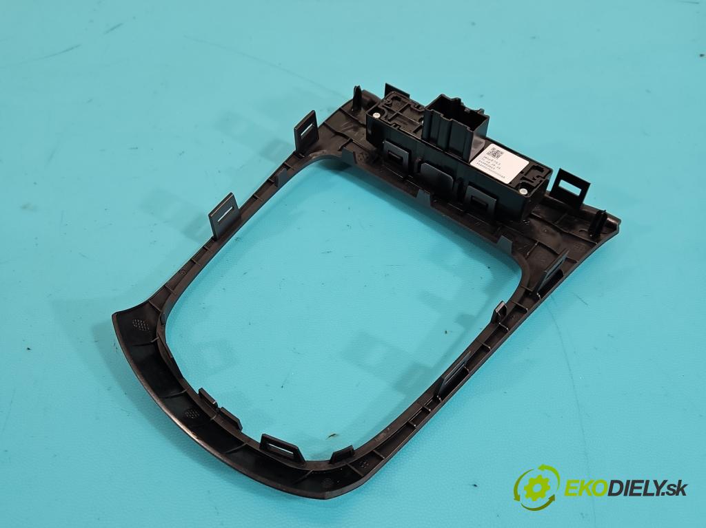 Opel Astra V  2015-2022 1.5 cdti 105 hp manual 77 kW 1496 cm3 5- lišta ozdobná interiéry: 39079555