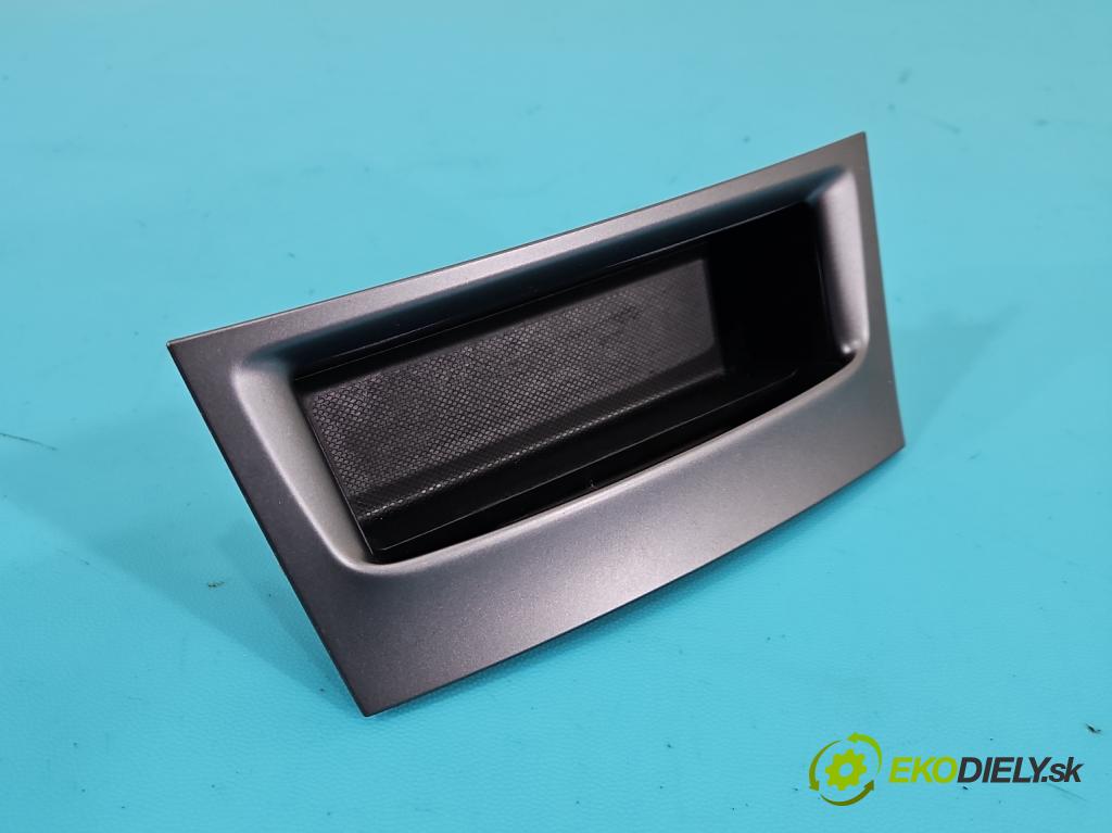 Opel Astra V  2015-2022 1.5 cdti 105 hp manual 77 kW 1496 cm3 5- lišta ozdobná interiéry: 39079555