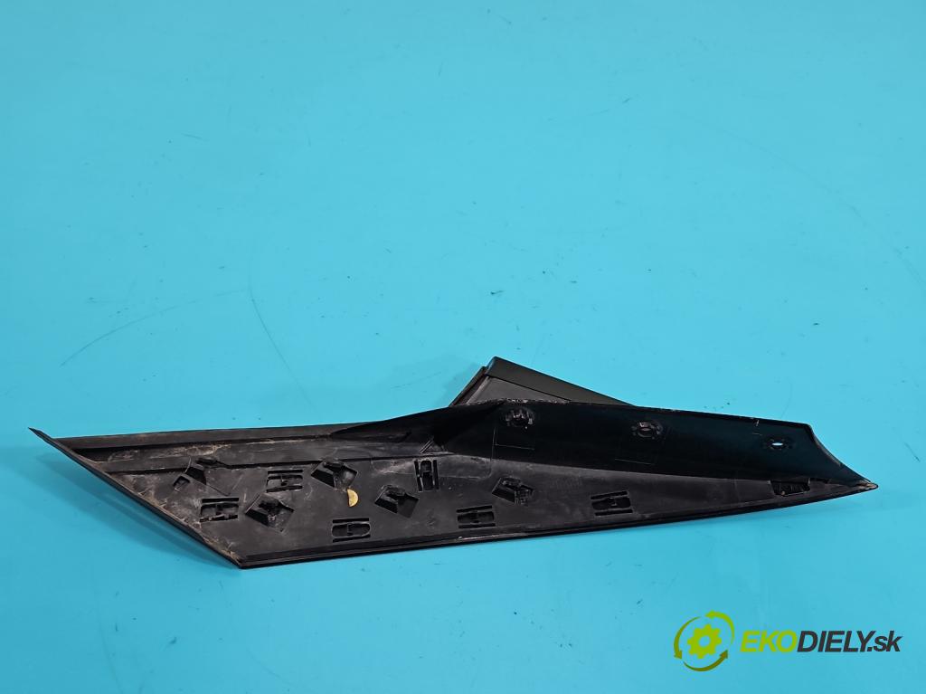 Opel Astra V  2015-2022 1.5 cdti 105 HP manual 77 kW 1496 cm3 5- lišta blatník zadné pravé 332155568 (Lišta)