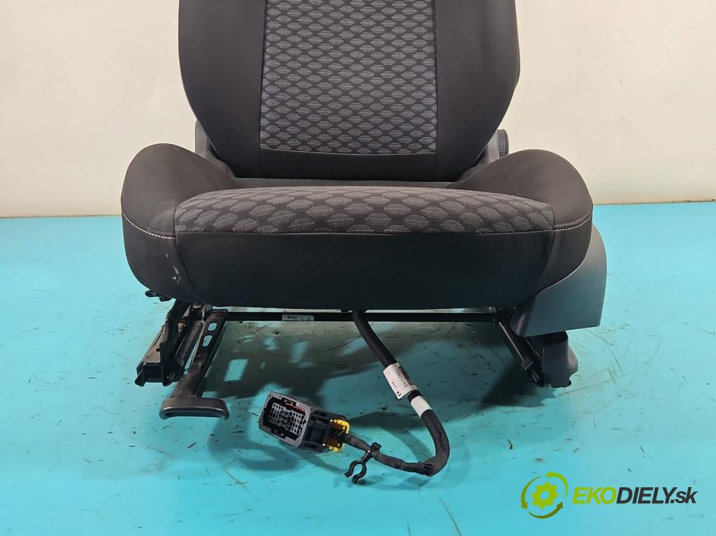 Opel Astra V 2015-2022 1.5 cdti 105 HP manual 77 kW 1496 cm3 5- Sedačka ľavý (Sedadlo)