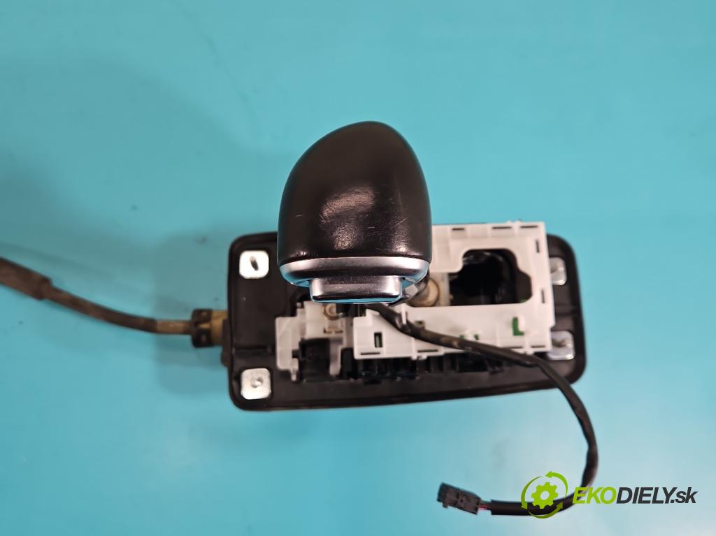 Audi A6 C7 2011-2018 3.0 tdi 204 HP automatic 150 kW 2967 cm3 4- Páka: Změny: stupeň,rýchlosť 4G1713041K (Rýchlostná páka (kulisa))