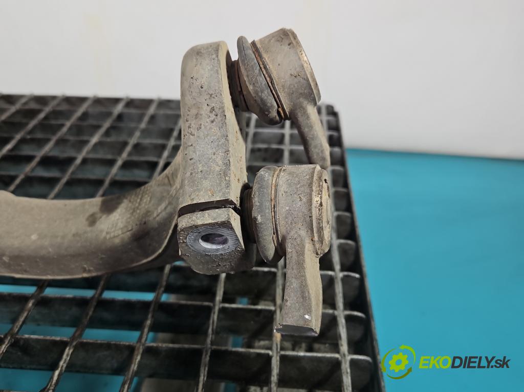 Audi A6 C7 2011-2018 3.0 tdi 204 HP automatic 150 kW 2967 cm3 4- náboj ľavé  (Náboj kolesa)