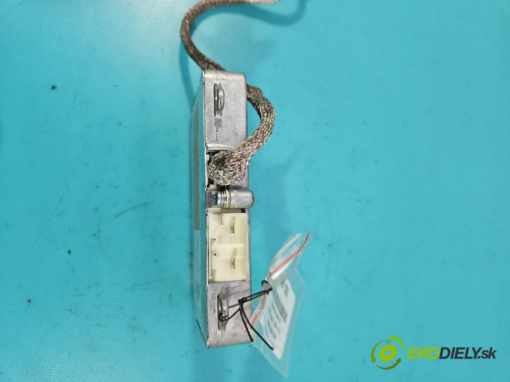 Subaru Legacy V 2009-2014 2.0 boxer 150 HP manual 110 kW 1998 cm3 5- střídač: xenon 84965AG00 (Riadiaca jednotka xenónu)